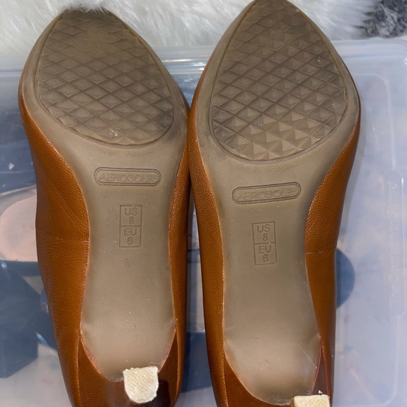 Aerosoles heel rest pump - Picture 4 of 4